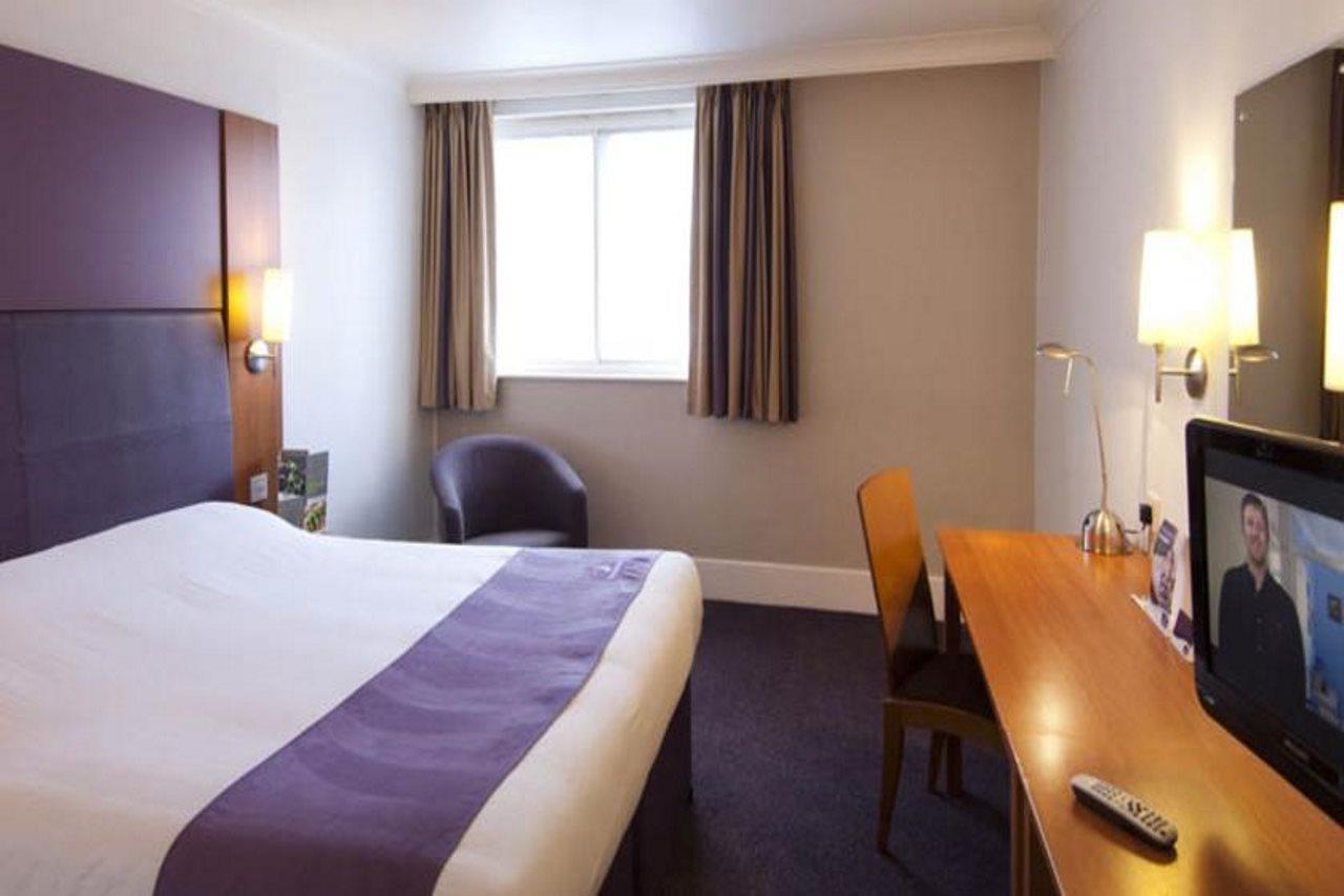 Premier Inn Dundee - Monifieth Exterior photo